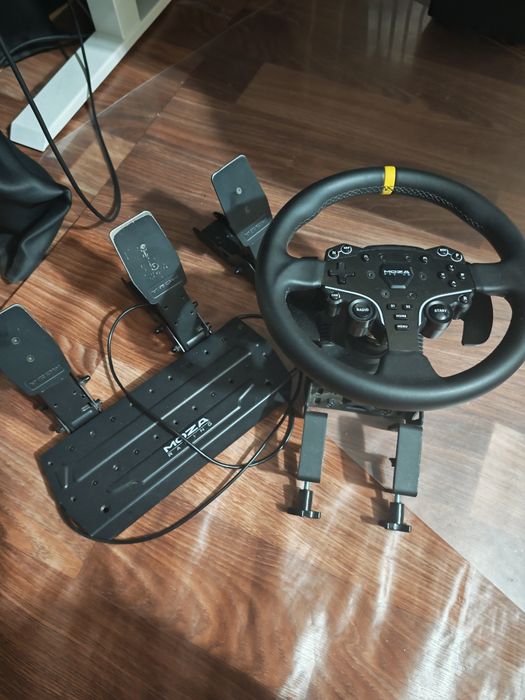 Moza r5 игровой руль