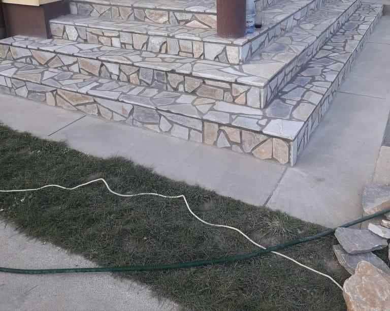 Piatra naturala de munte de Grecia 100%. Lucrez în toată Țara