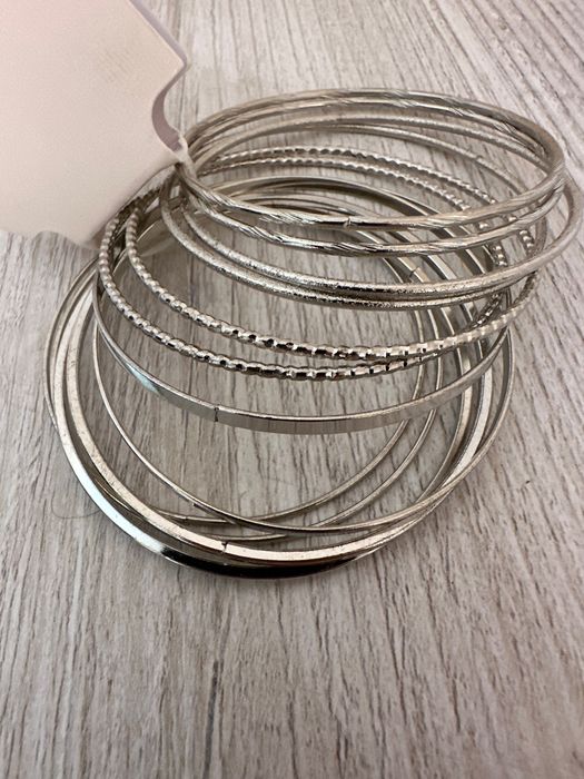 Комплект гривнии