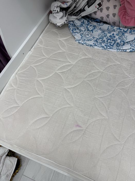 Кравать 2 этаж хорошым сос