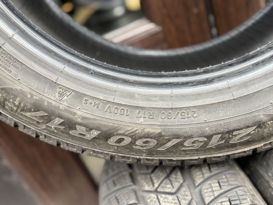 4 Anvelope iarnă Pirelli Scorpion Sottozero Serie 3 215/60 R17 100V