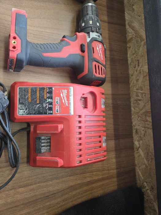 Set scule milwaukee 18 V