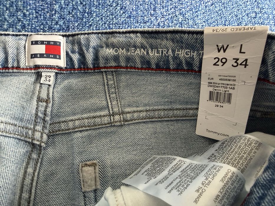 TOMMY JEANS Mom Jean Ultra High Tapered ОРИГИНАЛНИ дамски дънки - 29