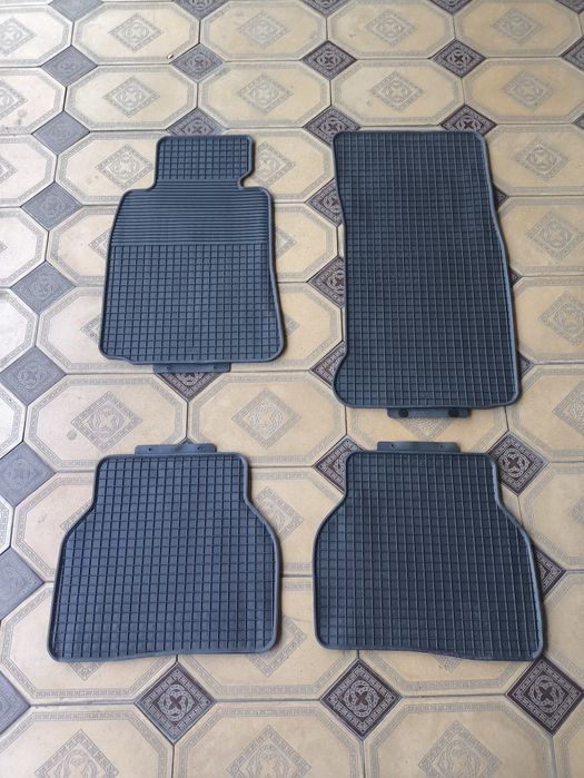 Полики BMW-5 E39. Новые.