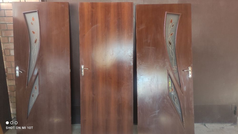 Есік сатамын. Размері 80×200, 60×200