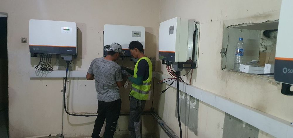 Монтажники солнечные  панели .установка, монтаж, обслуживания, ремонт.