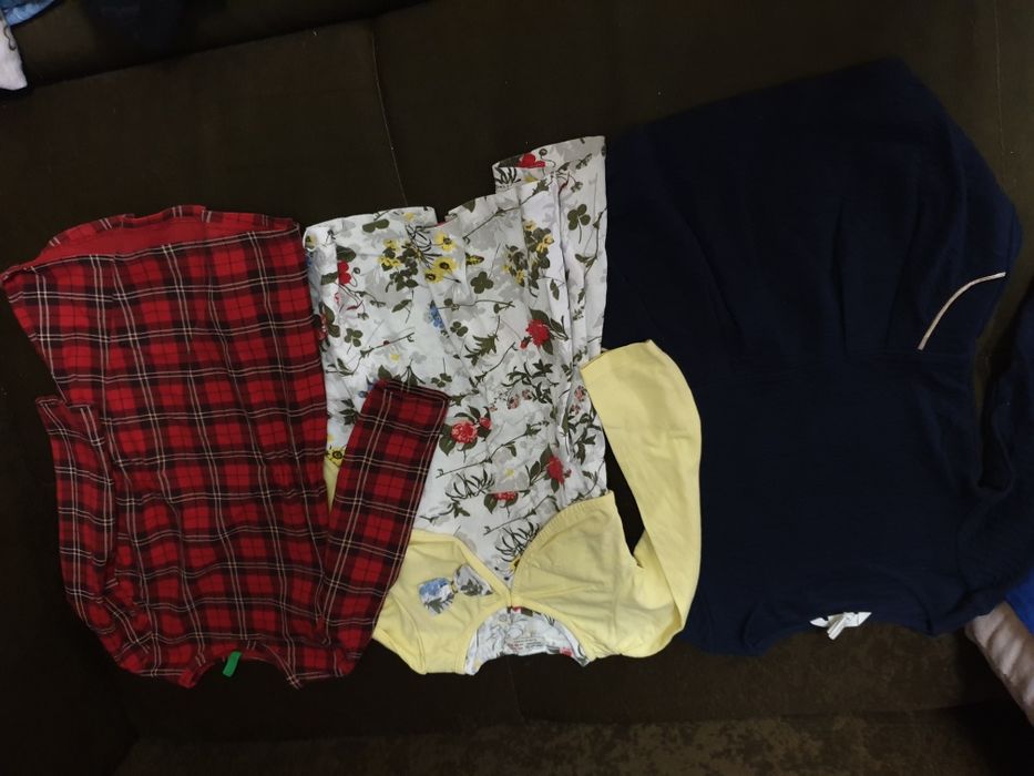 Клинчета,блузки,тениски