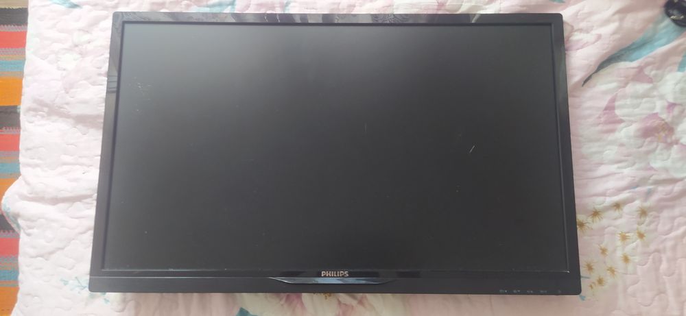 Монитор Philips 244E5Q