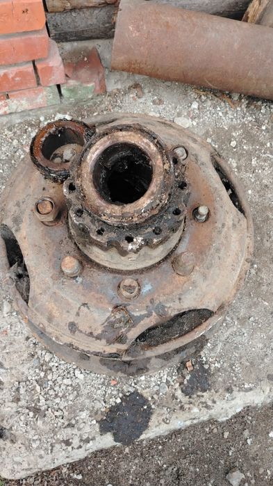 Продам ступица зил