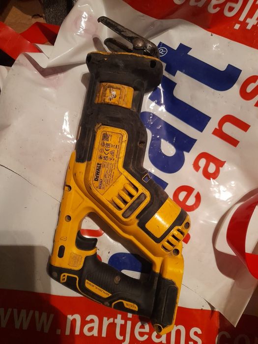 Devalt fierastra dcs367 brushles.
