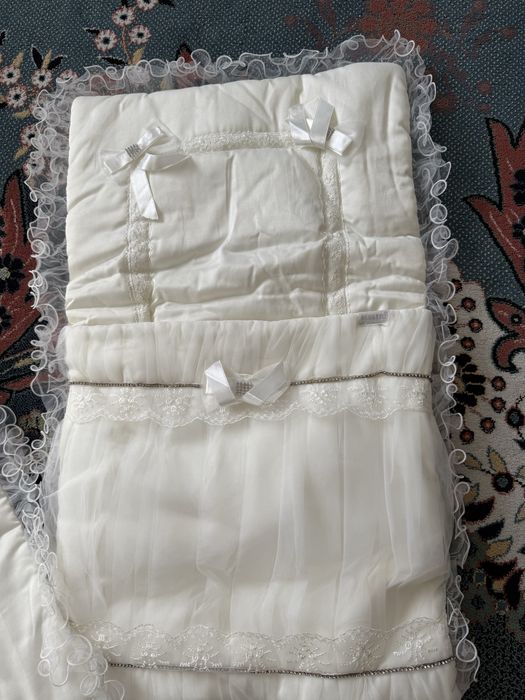 Продам комплект на выписку