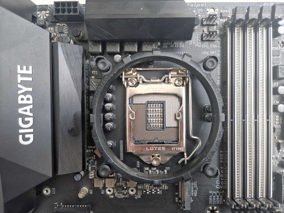 Placă de bază Gigabyte GA‑Z270X Ultra Gaming LGA1151 + Cooler Thermaltake(bonus) – stare excelentă