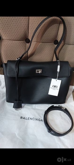 Сумка Balenciaga Rodeo