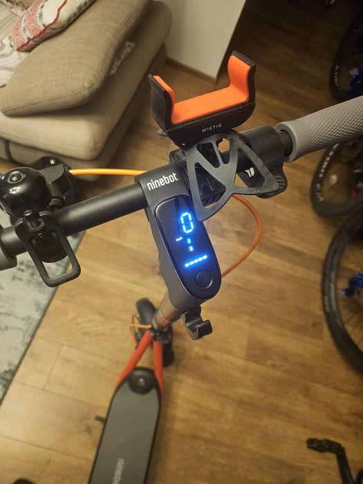 Trotinetă Ninebot Kickscooter D28e