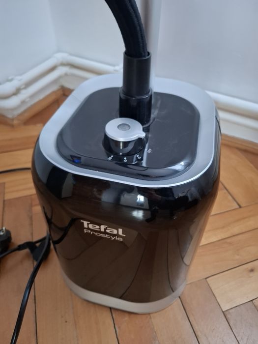 Aparat de călcat cu aburi Tefal