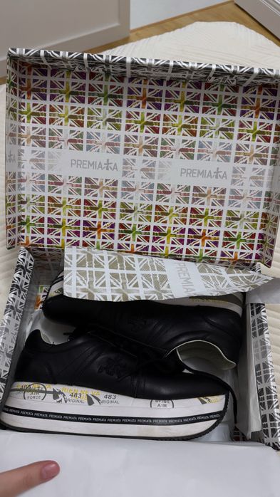 Продаю свои кроссовки Premiata, размер