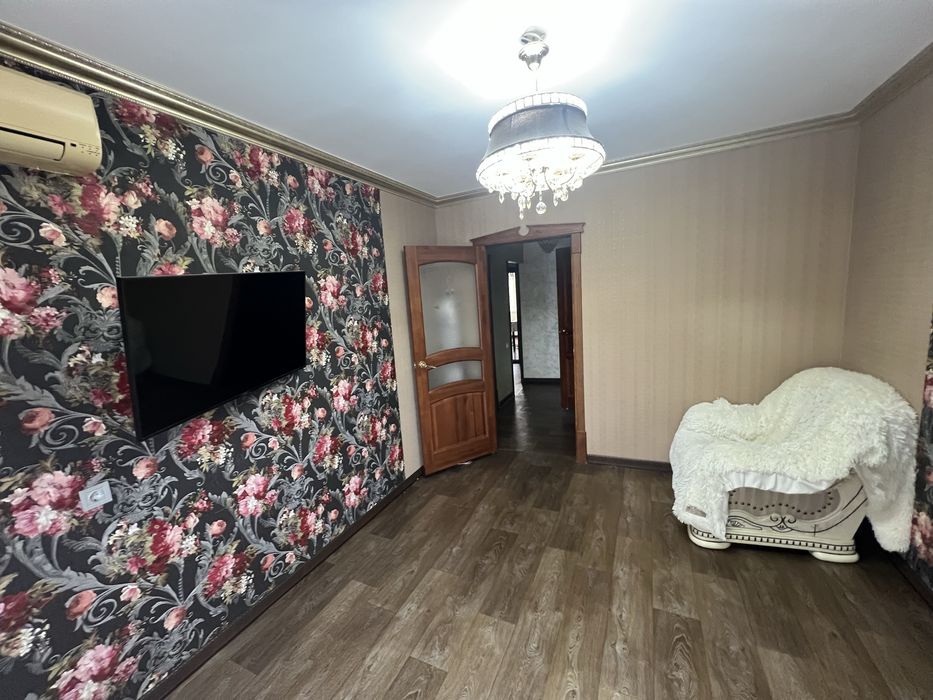 Продается 3 комнатная квартира