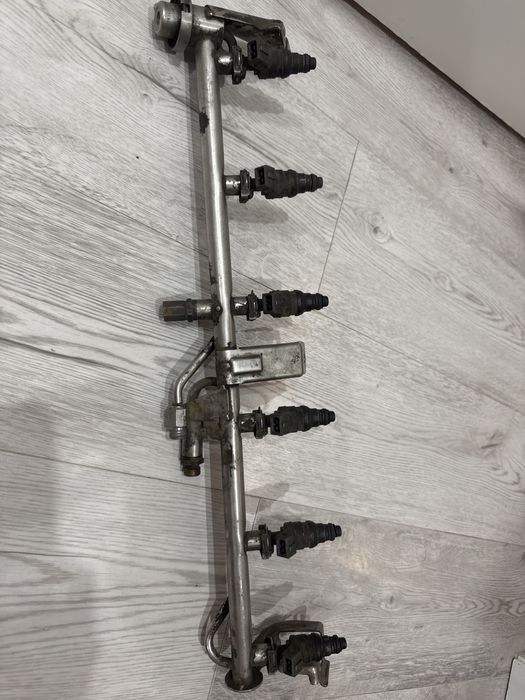 Форсунка с рейками