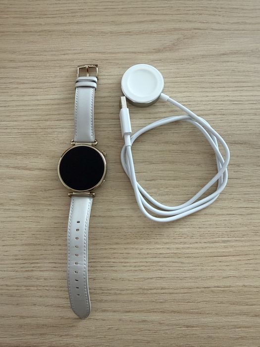 Huawei Watch GT 7 41mm Gold / White