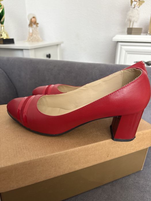 Pantofi rosii piele naturala