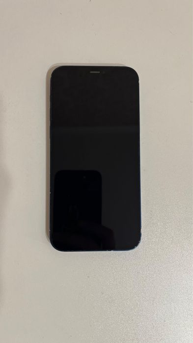 айфон 12 с гарантией