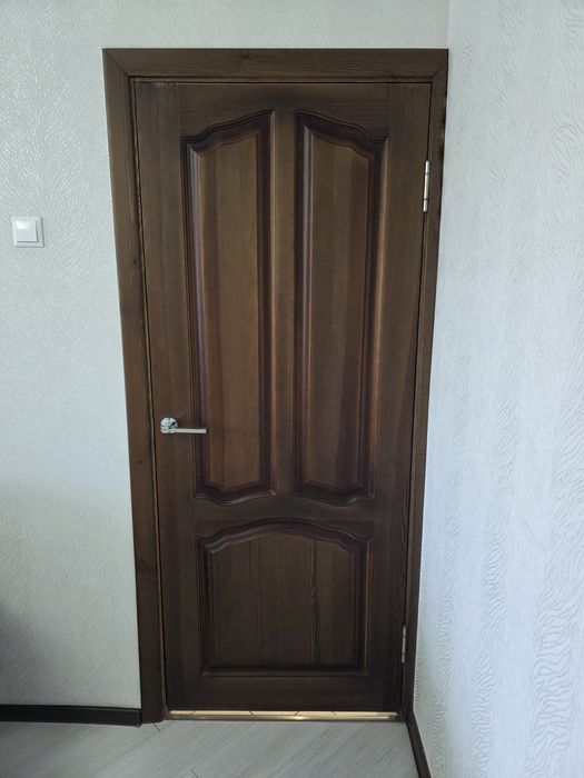 Продам деревянные двери