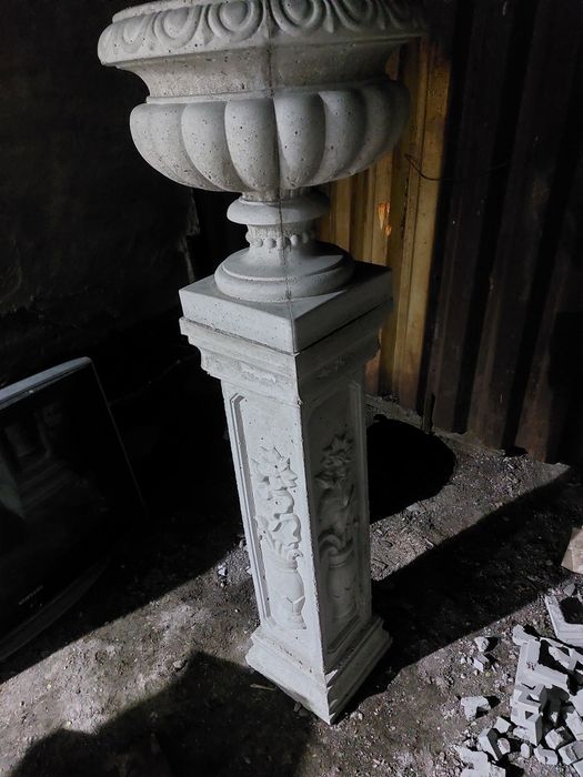 Вазоны в Балхаше