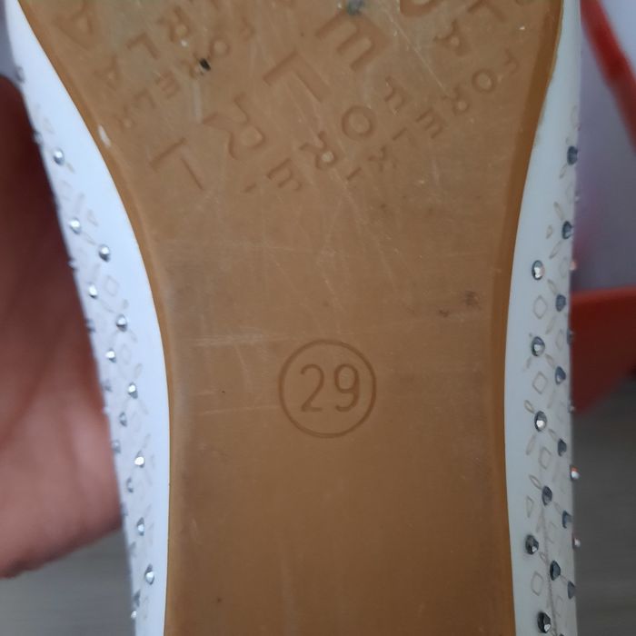 Детские туфли для девочек