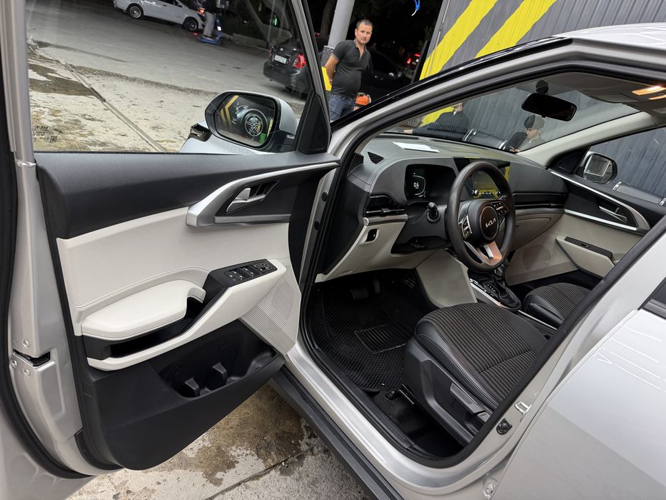 Kia Carens 2024 — 6