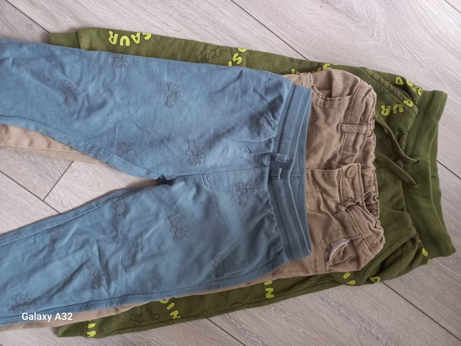 Якета, суитчър, комплект, ризки, панталонки 20 лв