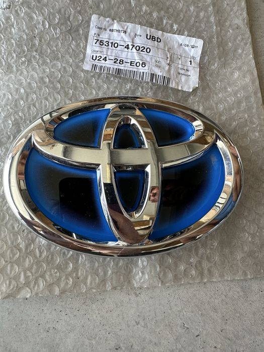 Оригинална емблема за Toyota Prius