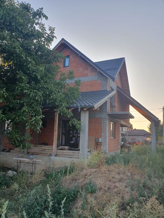 Casa de vânzare in Slatina