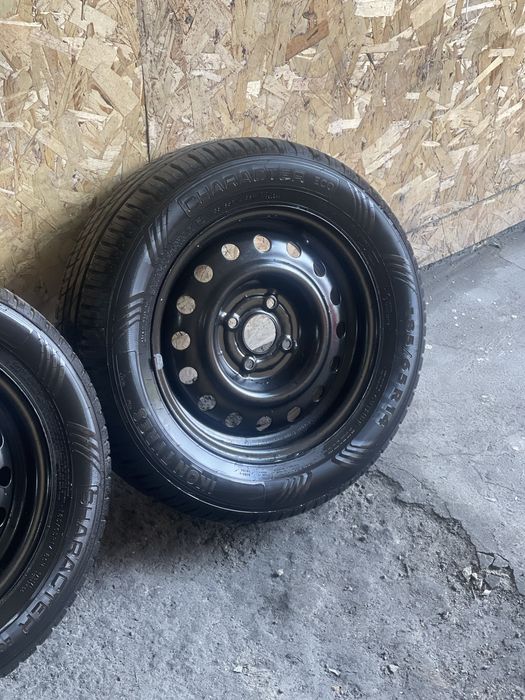 Комплект новых колес