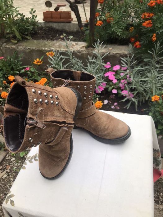 Ghete/Botine dama piele intoarsa