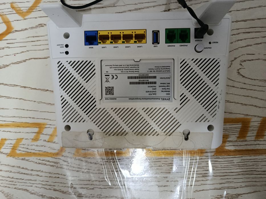 WiFi router sotiladi. GPon, Lan, WiFi