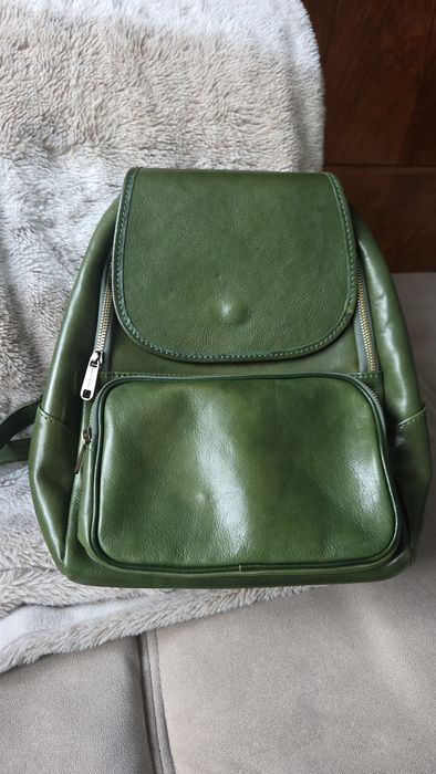 Раница Vera Italy естествена кожа в невероятен смарагдов цвят!