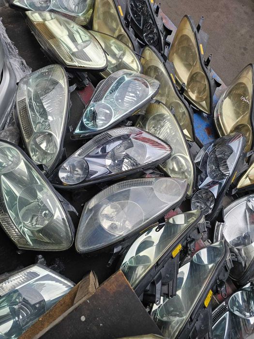 Фары на Тойота ipsum