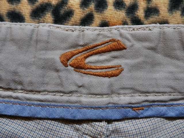 Къси панталонки Camel