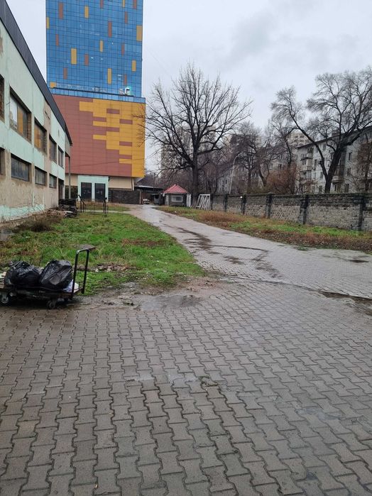 Отдельно стоящее здание