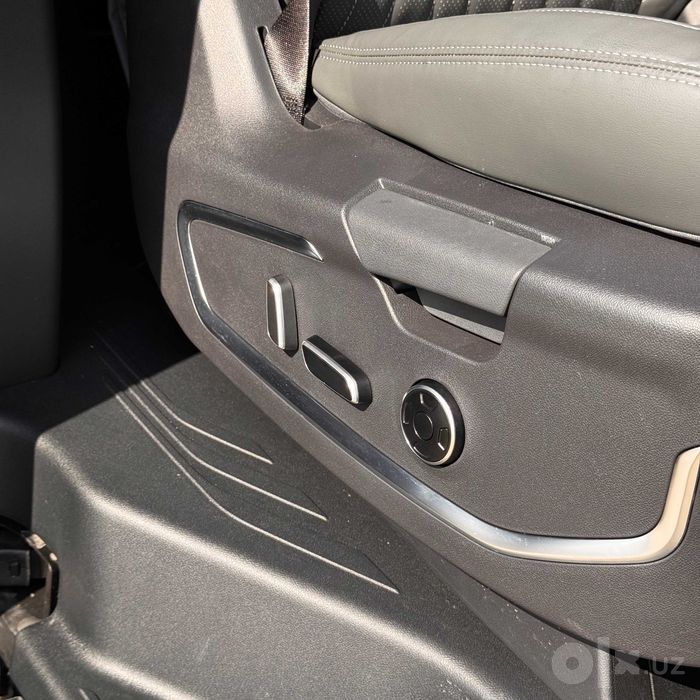 JAC RF8 7 kishilik Premium Miniven 50% to'lov bilan 24 oyga NASIYAGA !