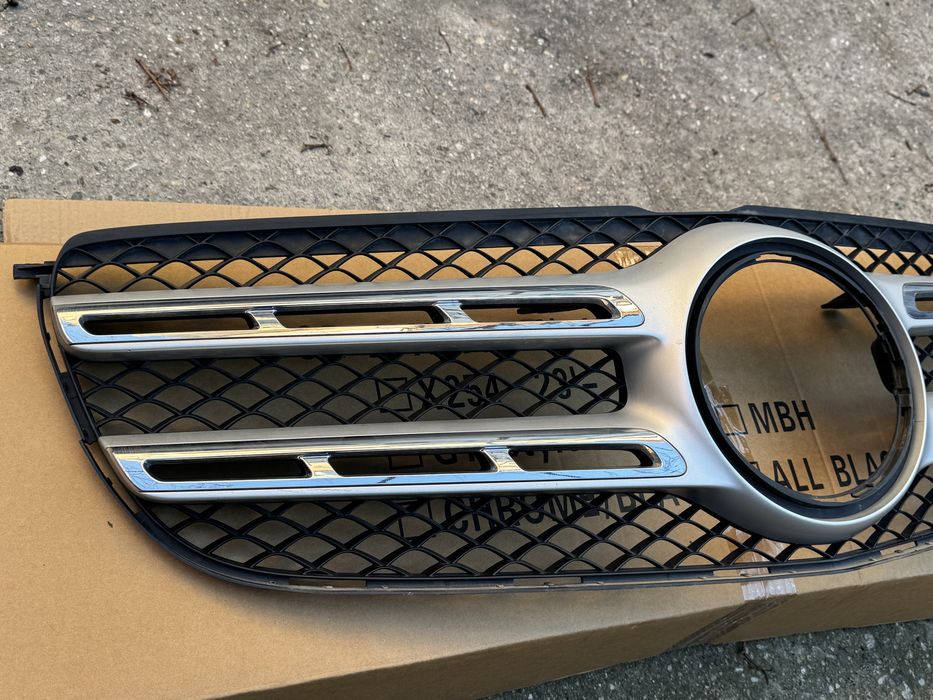 Mercedes GLS предна решетка