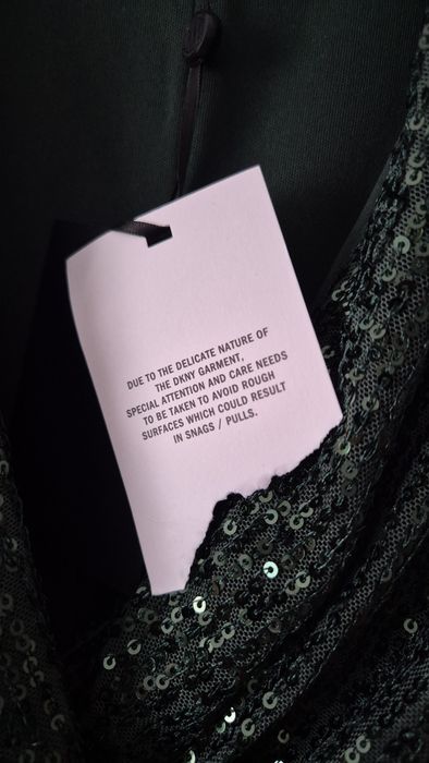 Rochie DKNY verde smarald cu paiete – mărime 36