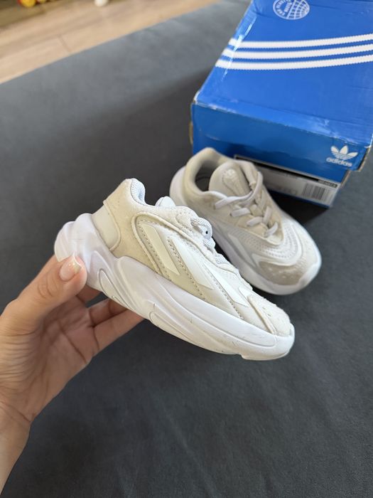 Кроссовки Adidas детские