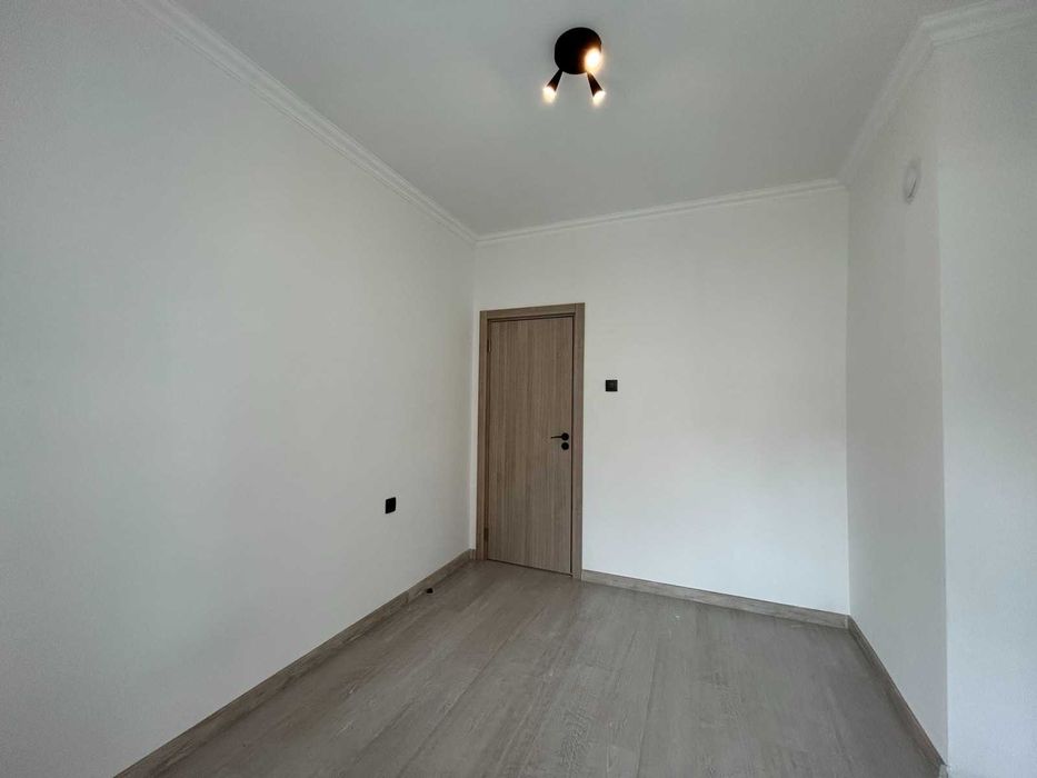 Продава се Тристаен апартамент в Велико Търново, Акация - 90 кв.м за 1745 €/кв.м - Снимка #12