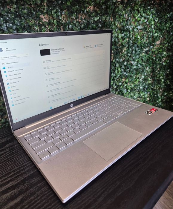 Лаптоп HP pavilion 15-eh1013nu