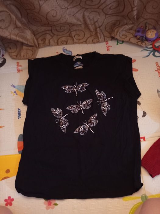 Отдам даром женскую одежду