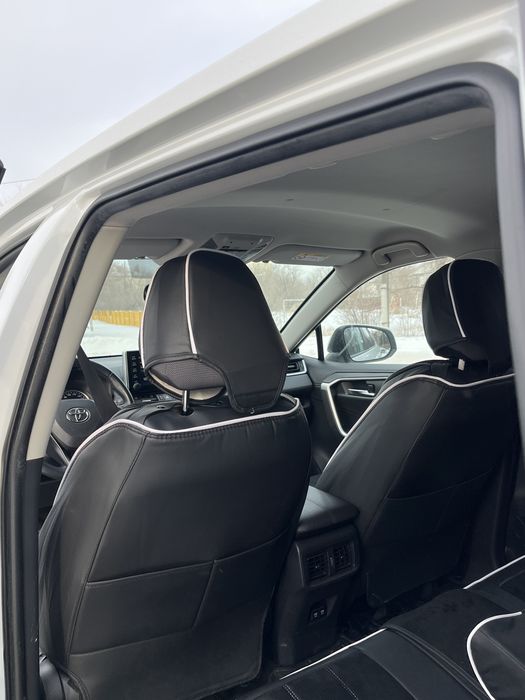 Продам rav 4 2020