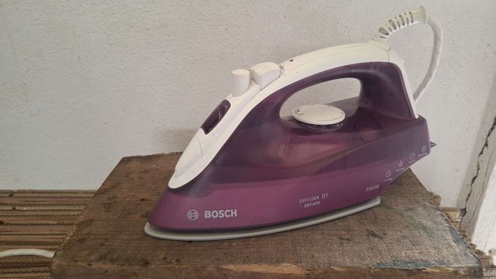 Fier de călcat Bosch Sensixx B1 Secure 2200W