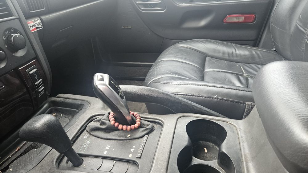 Jeep Grancherokee motor BMW