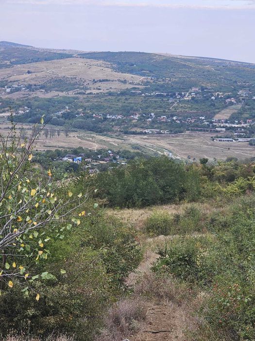 De vanzare doua terenuri zona Urlati-Valea Calugareasca Prahova